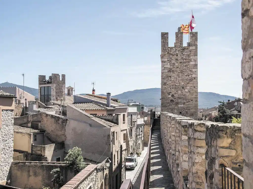 portal de sant francesc, muralla montblanc